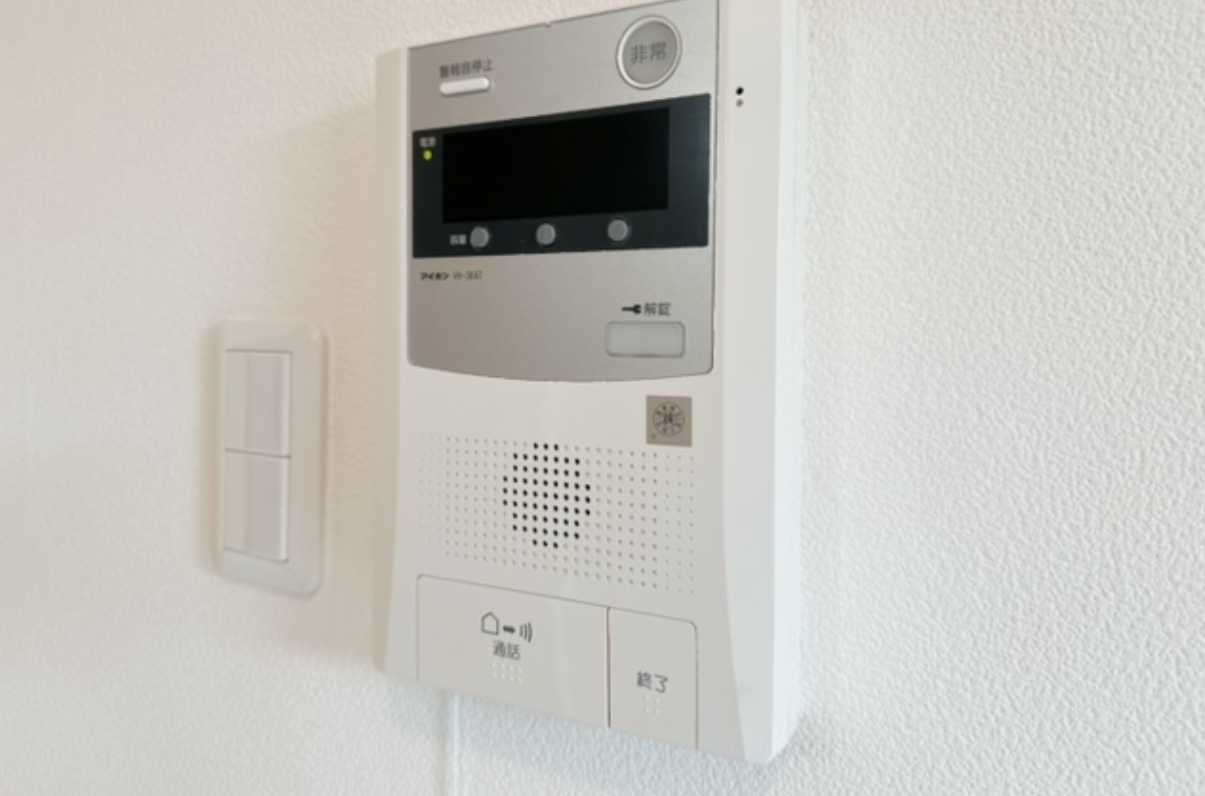 レジデンス三軒茶屋スクエア　オートロック　角部屋　冷蔵庫のセキュリティ