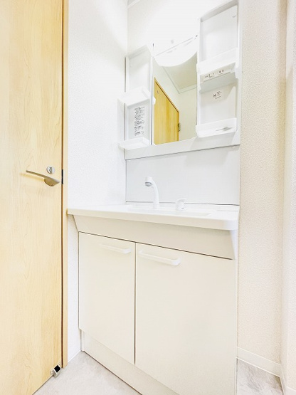 【独立洗面台】