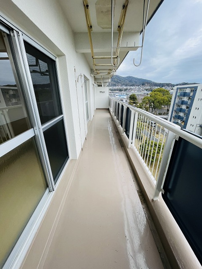 【バルコニー】