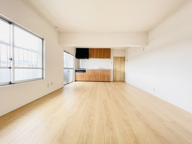 【居間・リビング】