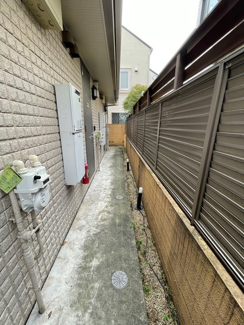 シモンズ北沢のロビー|共用スペース