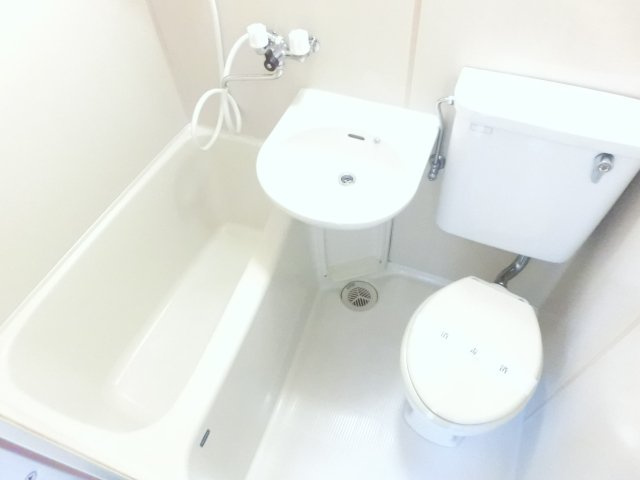 ホワイトハイツの洗面所