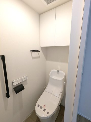 プライムメゾン入谷のトイレ|温水洗浄便座です