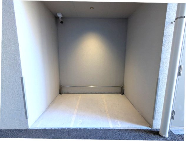 プライムメゾン入谷の設備|バイク置場、空き確認お願い致します