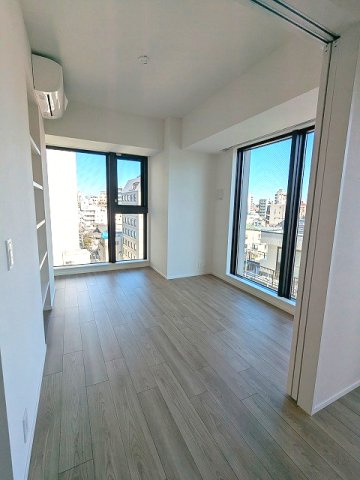 プライムメゾン入谷の設備|6.2帖洋室、7Fスカイツリー隅田川花火見えます、インターネット無料、ウォークインクローゼット、エアコン付