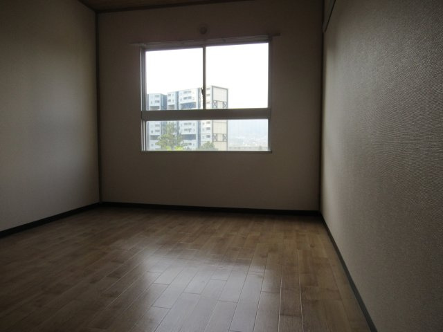 兵庫県公社　芦屋浜高層（高浜）１号棟の洋室|６．０帖洋室です