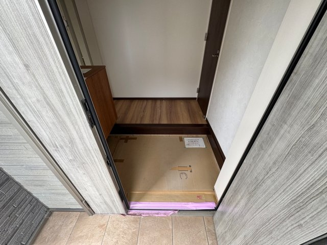 筑後市熊野未入居オール電化の玄関