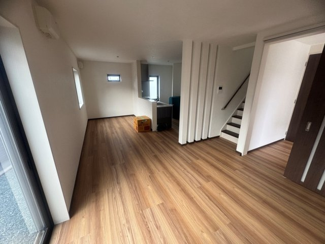 筑後市熊野未入居オール電化の居間・リビング