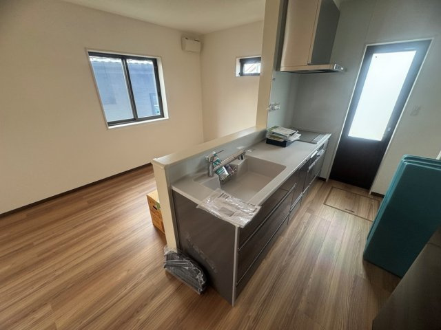筑後市熊野未入居オール電化のキッチン