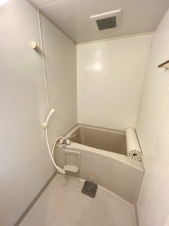 【浴室】 | ディアコート方南 | ※同建物ほかのお部屋の写真です。