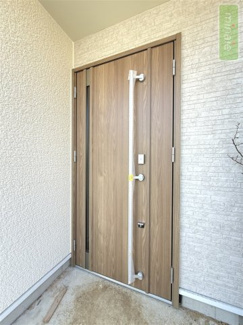 【玄関】 | 小学校4分　中学校9分　食洗機付　駐車2台　習志野台　2号棟