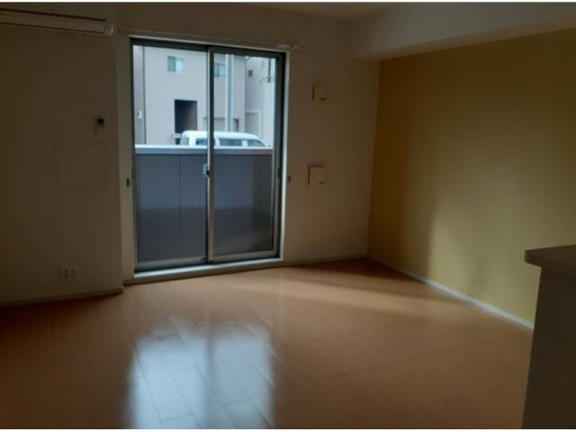 メゾン　ロングフィールドの居間・リビング