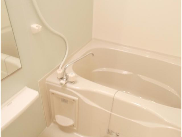 メゾン　ロングフィールドの浴室