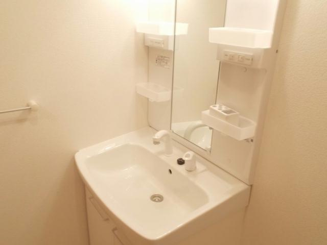 メゾン　ロングフィールドの洗面所