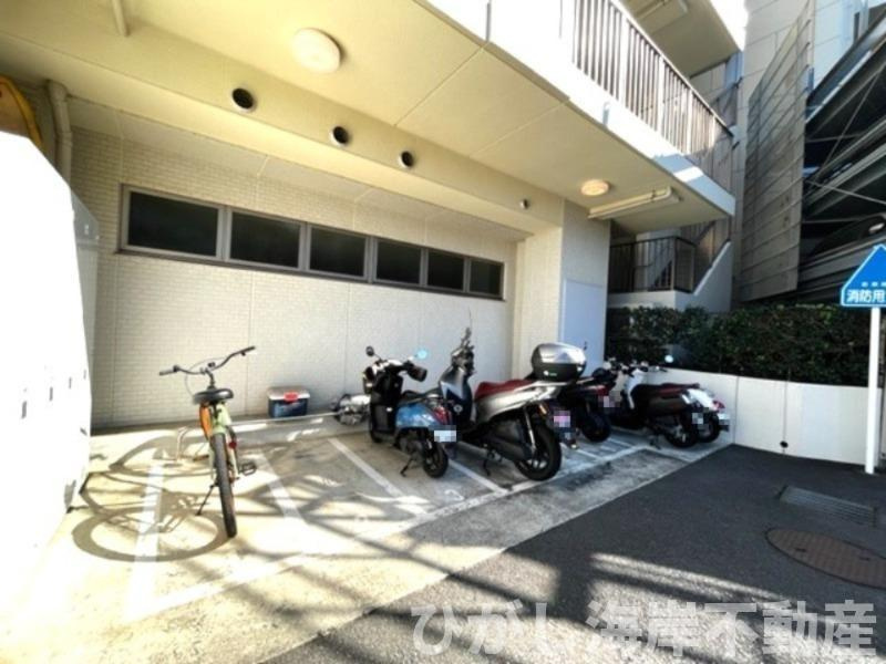 ヴェレーナ茅ヶ崎海岸の駐車場|敷地内駐車場