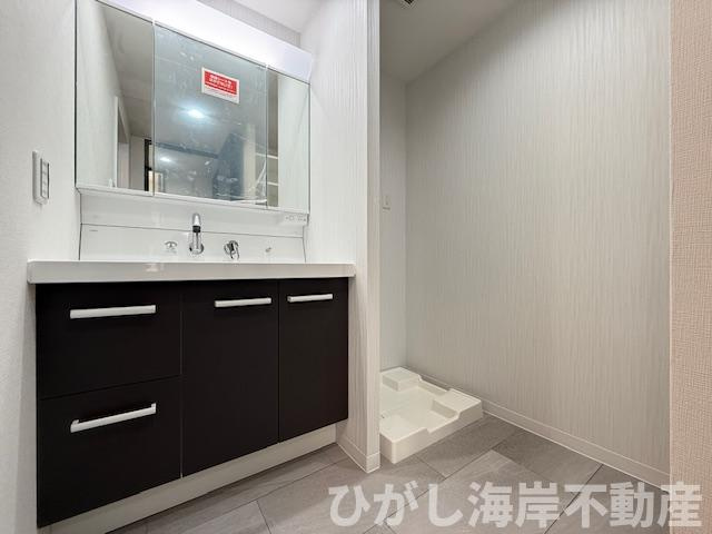 ヴェレーナ茅ヶ崎海岸の脱衣所|新規リフォーム完了！　脱衣スペース