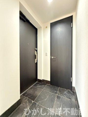 ヴェレーナ茅ヶ崎海岸の玄関|新規リフォーム完了！　玄関