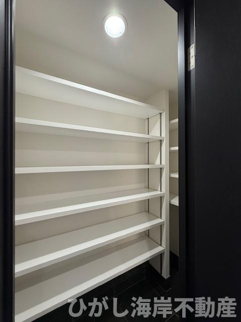 ヴェレーナ茅ヶ崎海岸の内装|新規リフォーム完了！　シューズインクローク