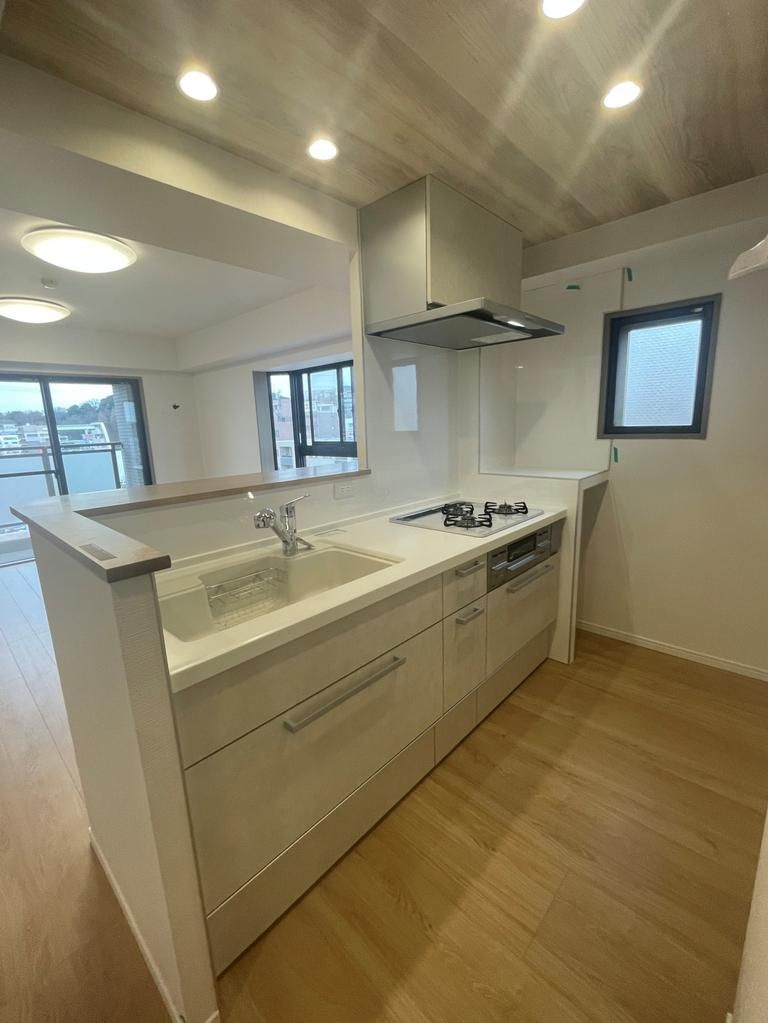 多摩市落合１丁目の中古マンションのキッチン