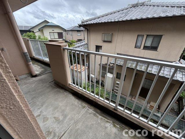 青葉ハイツのバルコニー