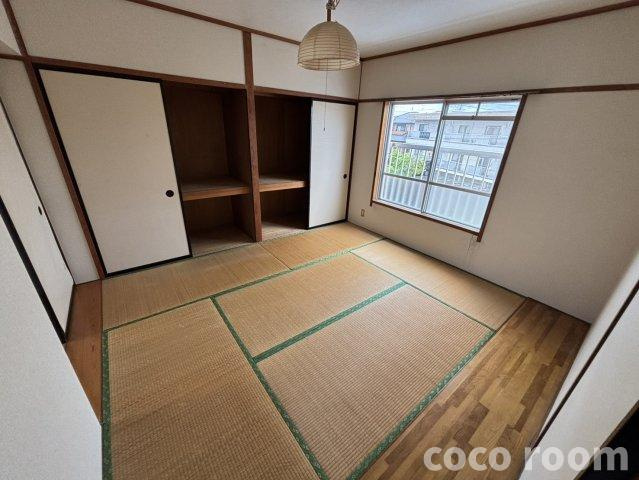 青葉ハイツの和室