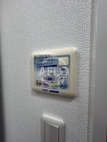 オーキッドレジデンス塚本の洗面所|オーキッドレジデンス塚本　浴室乾燥機