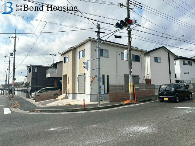 南東角地・ピカピカ築浅戸建・大久保町山手台　築４年