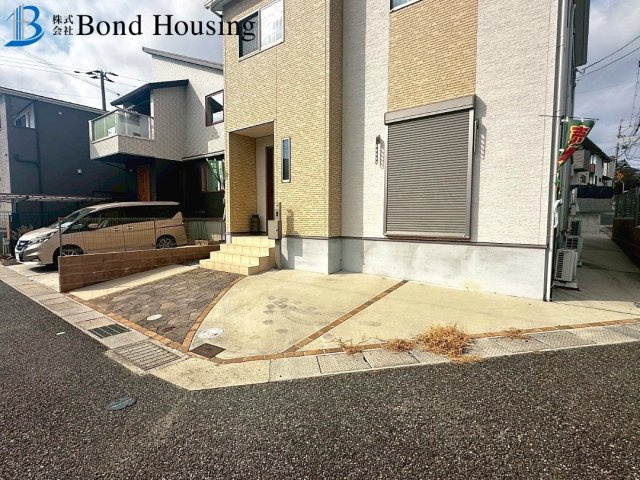 南東角地・ピカピカ築浅戸建・大久保町山手台　築４年