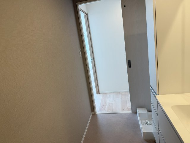 リーガル天満パークサイドの玄関