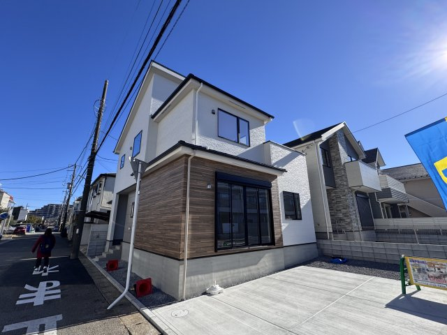 松戸市新松戸南１丁目新築戸建【馬橋北小学校：7分】の外観|1号棟外観・完成済み内覧可能です！