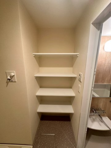 シーズンフラッツ靭本町の収納