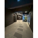 シーズンフラッツ靭本町のロビー