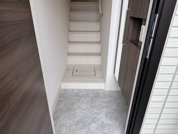 MAISON　KOTOBUKIの玄関