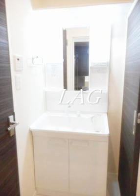 【洗面所】 | アリュール | 洗面台です。