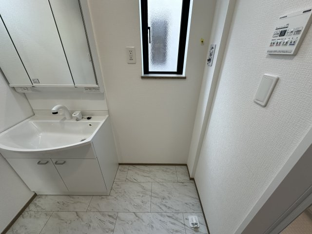 神戸市西区樫野台6丁目新築戸建B号棟の独立洗面台
