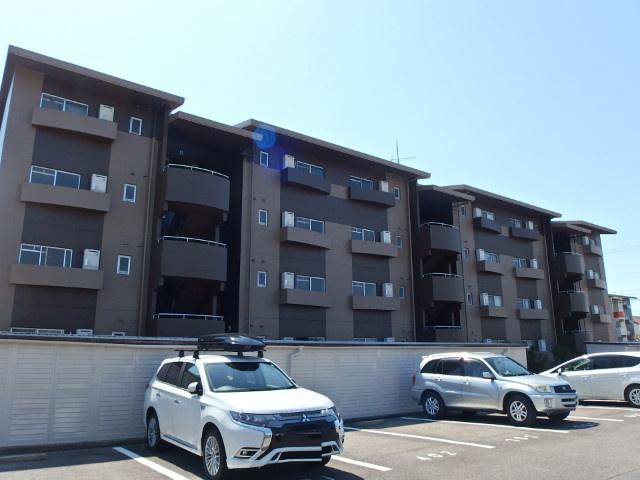 シャイン壱番館