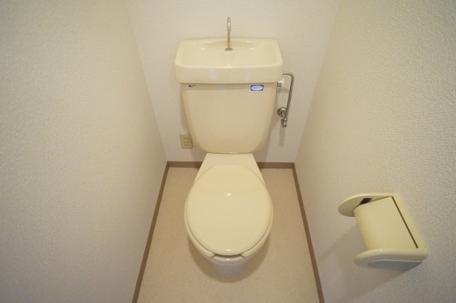 ジュネス東生駒の浴室