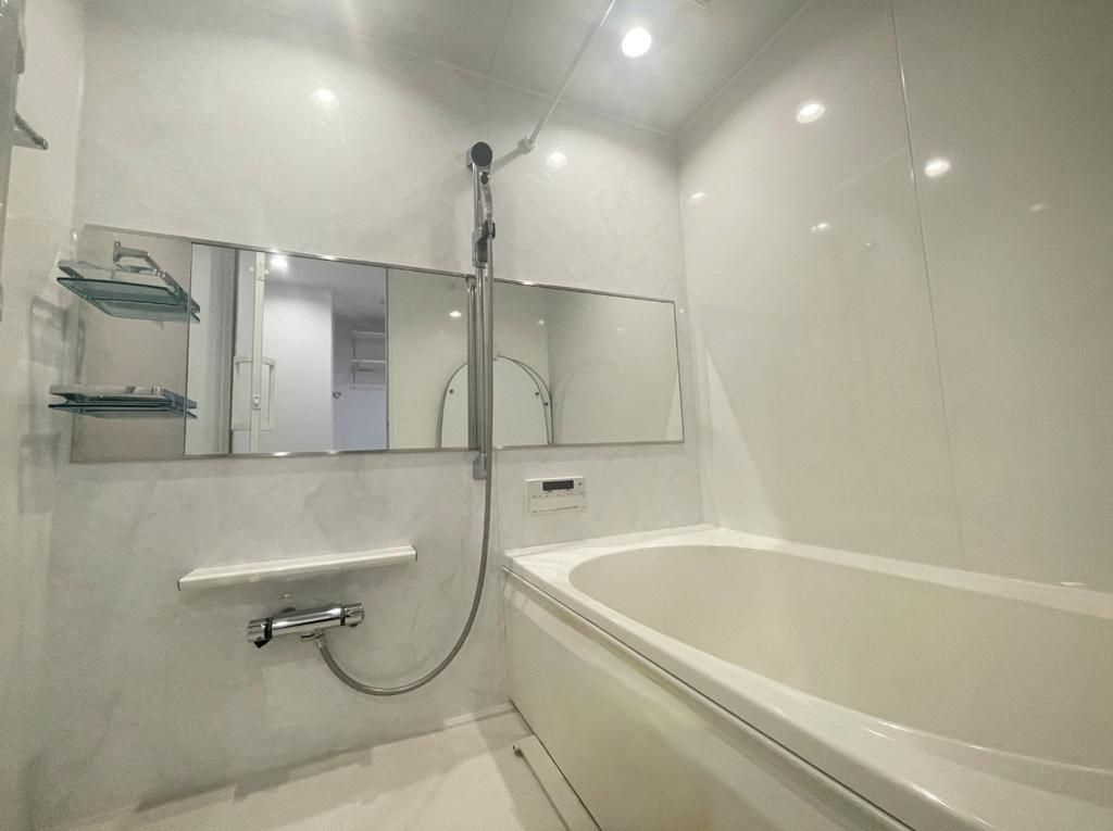 多摩市落合１丁目の中古マンションの浴室