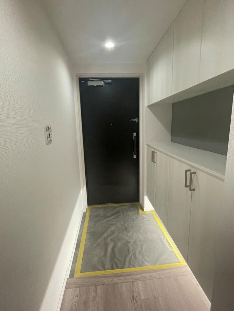 多摩市落合１丁目の中古マンションの玄関