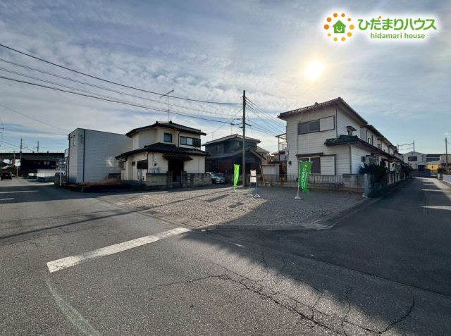 熊谷市広瀬　売地の前面道路含む現地写真