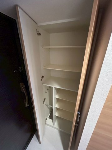 プライムアーバン御堂筋本町の収納