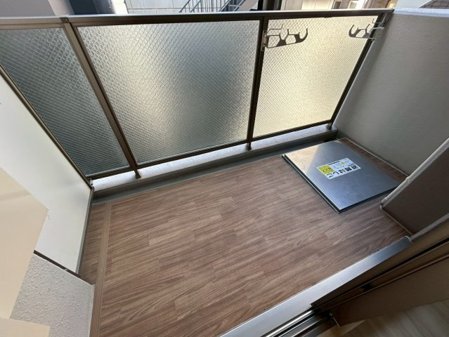 プライムアーバン御堂筋本町のバルコニー