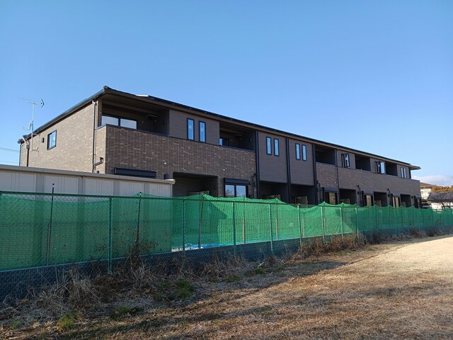 パラディの外観|2階建てアパートです