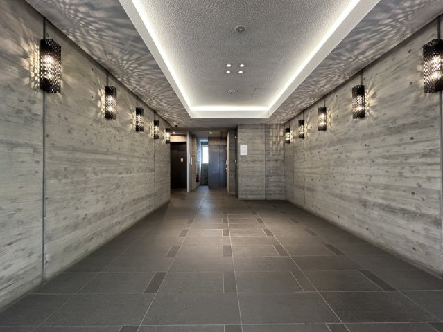 プライムアーバン松屋町のロビー