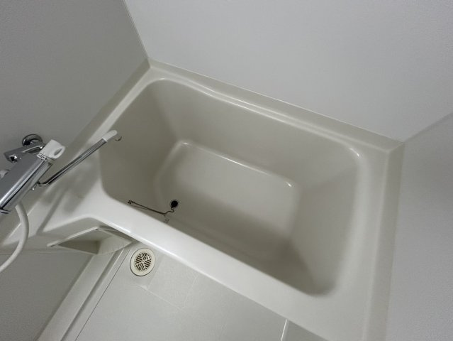 プライムアーバン松屋町の浴室