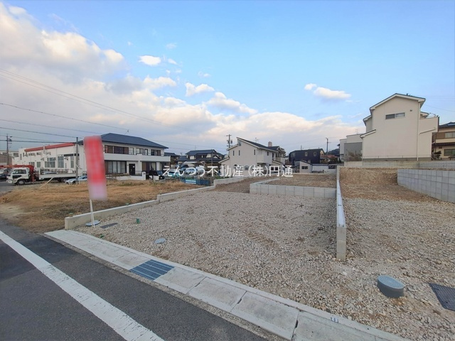 リーブルガーデン西寺山町第2の前面道路含む現地写真