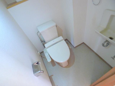 【トイレ】 | Daiwa Grace Maison 大島 Ⅰ | 落ち着いた色調のトイレです