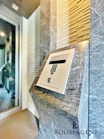 プレサンス桜山駅前アフォードのエントランス