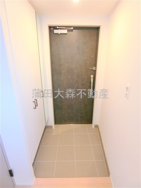 The Aigrette Minami-Kamataジ・エグレットミナミカマタ@仲介手数料無料の玄関|玄関