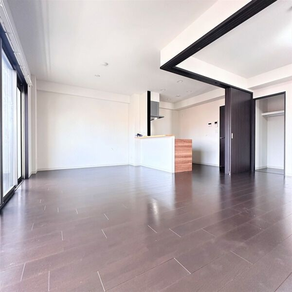 URBAN GREY 2ndの内装